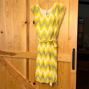 Knee length Dress - size large